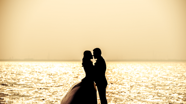 让男人想你一整天句子