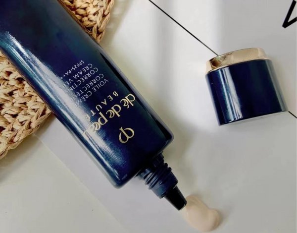 妆前乳哪个牌子好用推荐