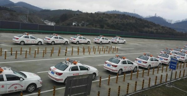 驾驶考试科三和科二哪个难度大