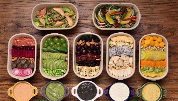 开一家轻食店成本多少