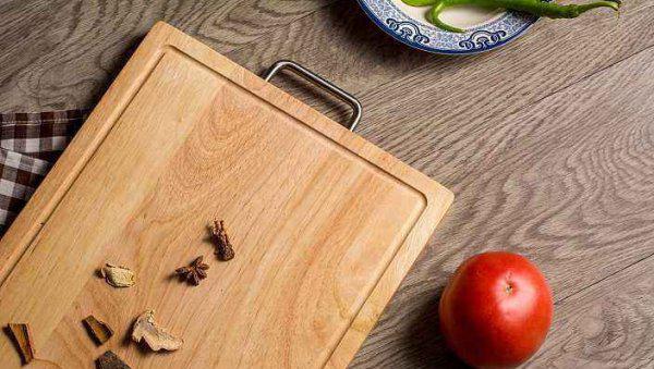 菜板发霉清除妙招