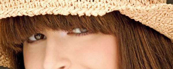 怎样挑选合适颜色的帽子