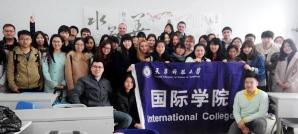 学什么专业以后好考公务员