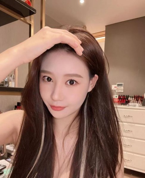 头发干燥怎么护理才能柔顺