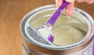 奶粉选购技巧 新手挑选奶粉的方法和技巧