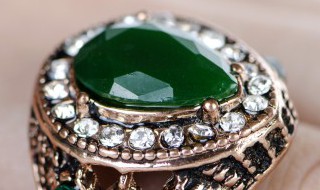 平时戴戒指戴什么材质的好 平时戴戒指戴哪种材质的好