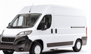 怎么判断车身斜直 如何判断车身斜直