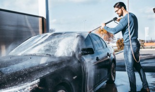 驾驶纯电汽车高速注意事项 驾驶纯电汽车高速有什么需要注意的