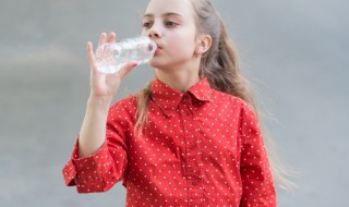 送人情人水杯刻什么字 情人水杯上刻什么字比较好