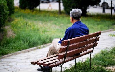 终身未婚老人如何养老送终 一辈子不结婚老了会后悔吗