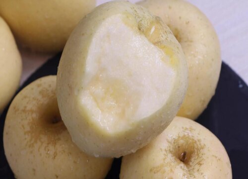 奶白色苹果是什么品种