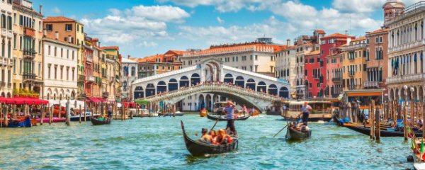 威尼斯被称为什么之都