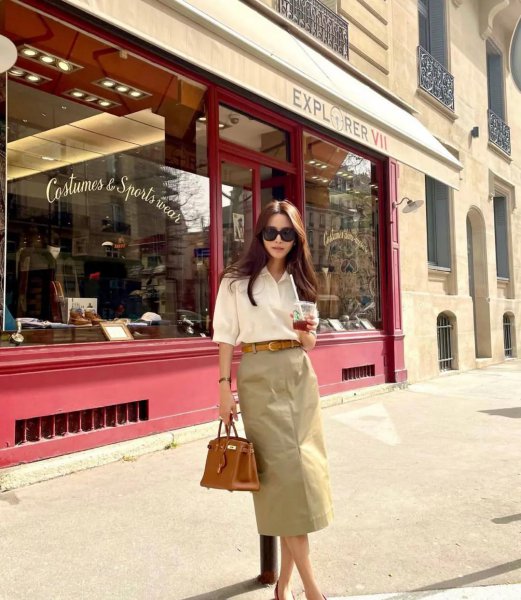 冷黄皮适合的衣服颜色