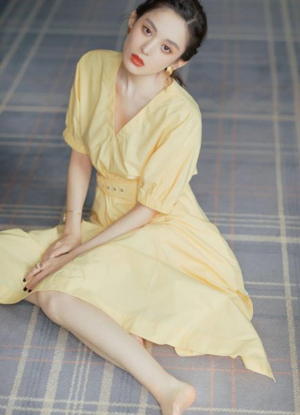 冷黄皮适合的衣服颜色