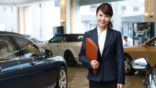 旧车是卖掉划算还是到4S店置换划算