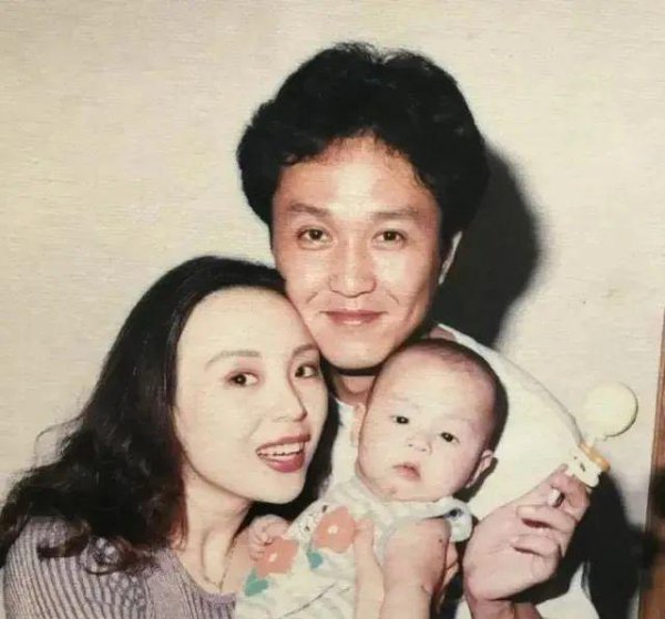 演员吴刚的个人资料简介