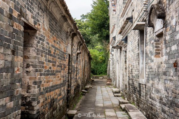 广东省清远属于广州市吗