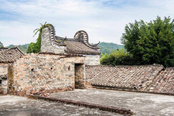 广东省清远属于广州市吗