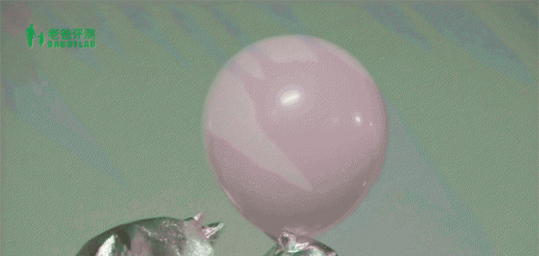 会飞的气球里面充的是什么气体