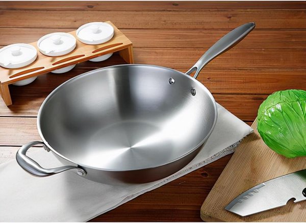 炒锅用什么材质的健康又好用