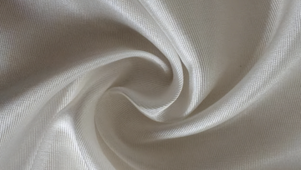 冰丝面料夏天穿热吗