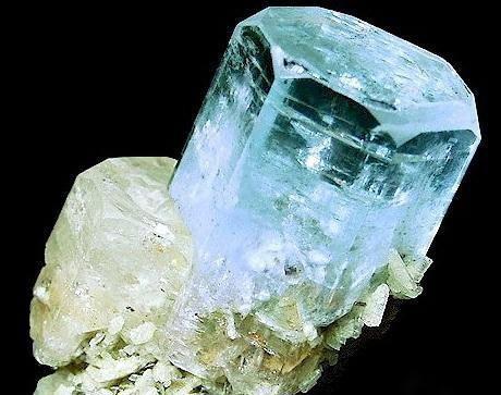 摩根石是哪种宝石级别