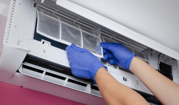 空调制热不出风是怎么回事