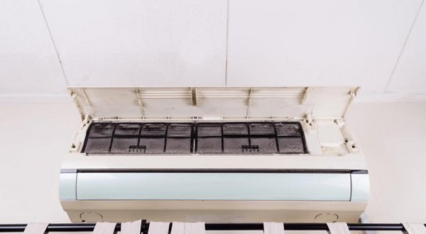 空调制热不出风是怎么回事