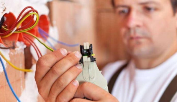 家用电压是多少伏