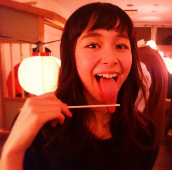 世界上最长的舌头有多长