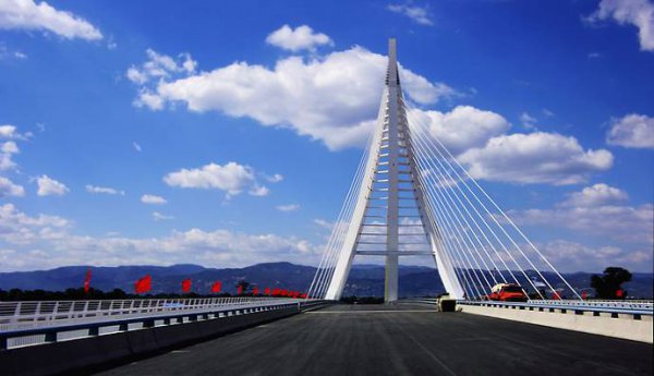 太原市面积有多少平方公里