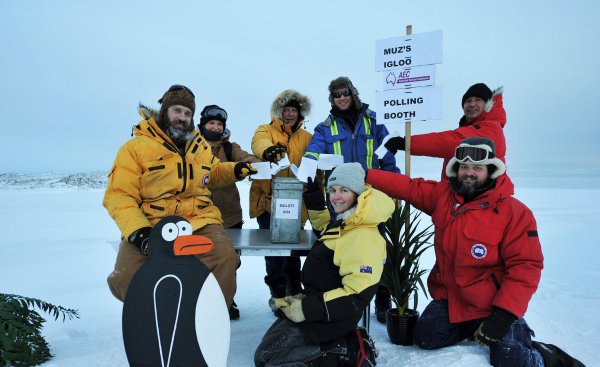 南极属于哪个国家领土吗