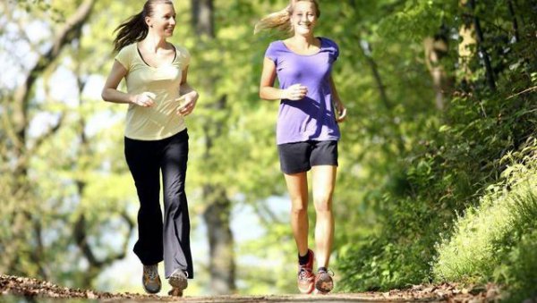 跑步是晨跑好还是晚上跑比较好