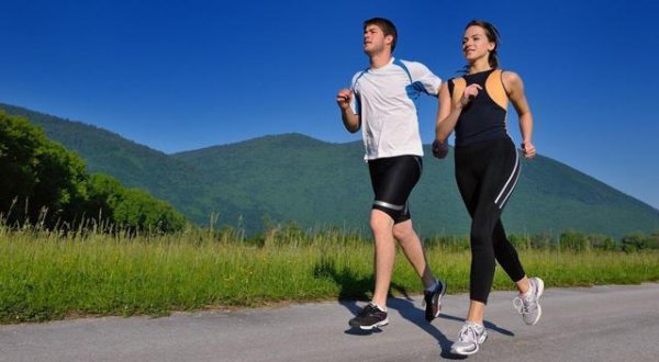 跑步是晨跑好还是晚上跑比较好