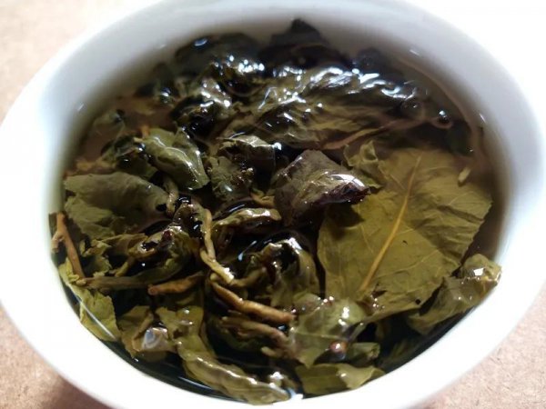 乌龙茶茶汤颜色分类描述