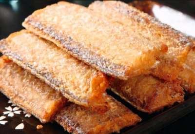 带鱼有鱼鳞吗长什么样 怎么判断市面上的带鱼是否新鲜呢