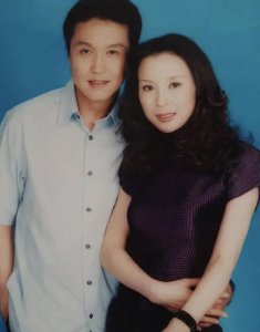 演员吴刚的个人资料简介 达康书记吴刚出生家庭及其老婆