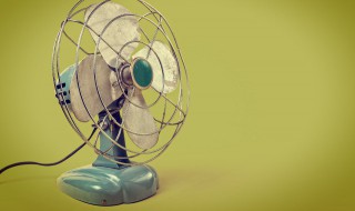 怎么清理电风扇灰尘 电风扇灰尘如何清除