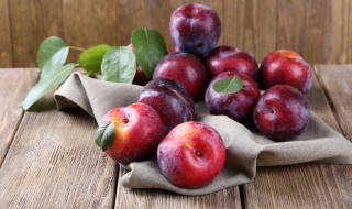 李子干要怎样晒干制作 李子干怎么做