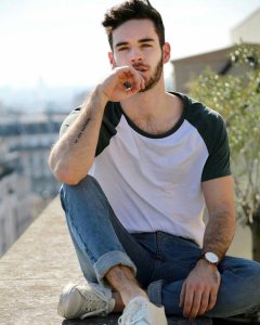 40岁中年男士夏天成熟穿搭 成熟男人的服装搭配建议