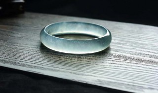 妈妈适合送什么首饰 适合送给母亲的首饰