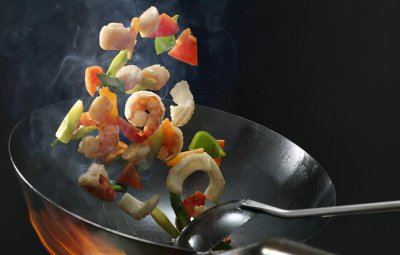 炒锅用什么材质的健康又好用 炒锅应该用什么材质更健康