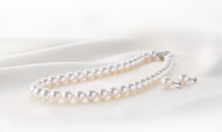 属鸡的佩戴什么好 属鸡的佩戴什么饰品好