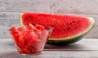 西瓜汁放冰箱可以保存多久 西瓜汁放冰箱能保存多长时间