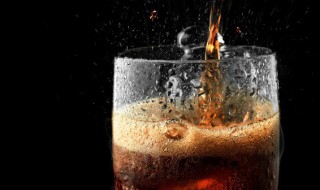 碳酸饮料隔夜能喝吗 碳酸饮料隔夜可不可以继续饮用