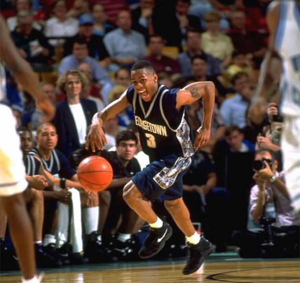 艾佛森身高是多少