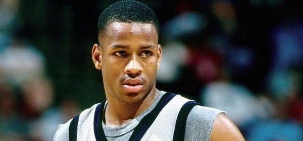 艾佛森身高是多少