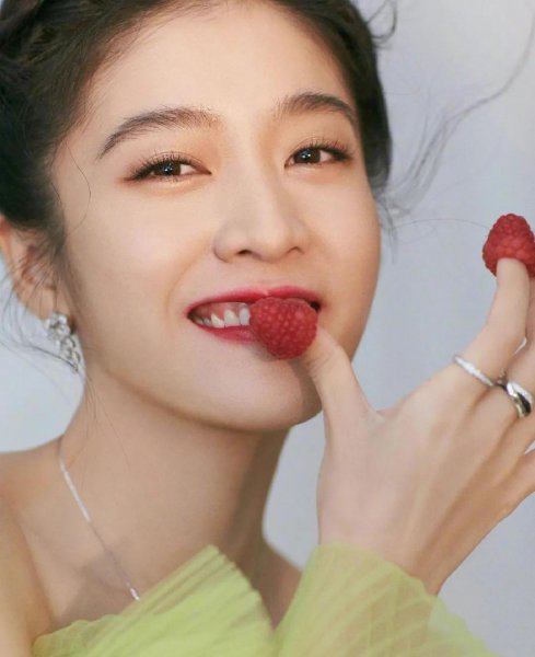 今年留流行的纯欲风是什么意思