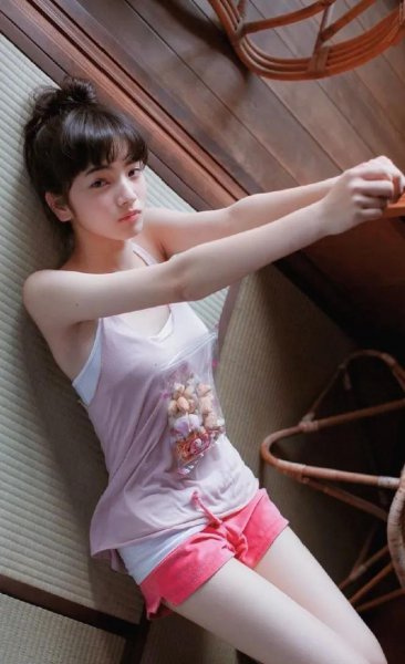 今年留流行的纯欲风是什么意思