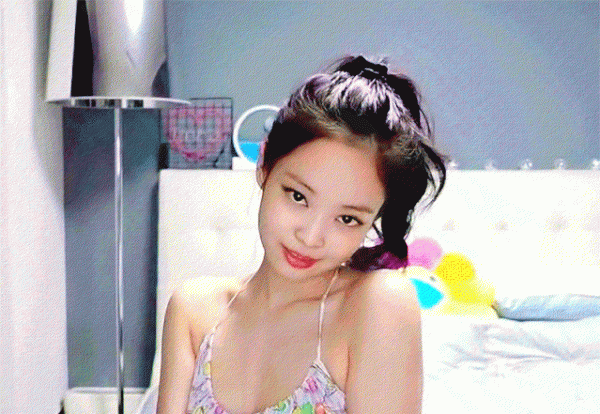 今年留流行的纯欲风是什么意思